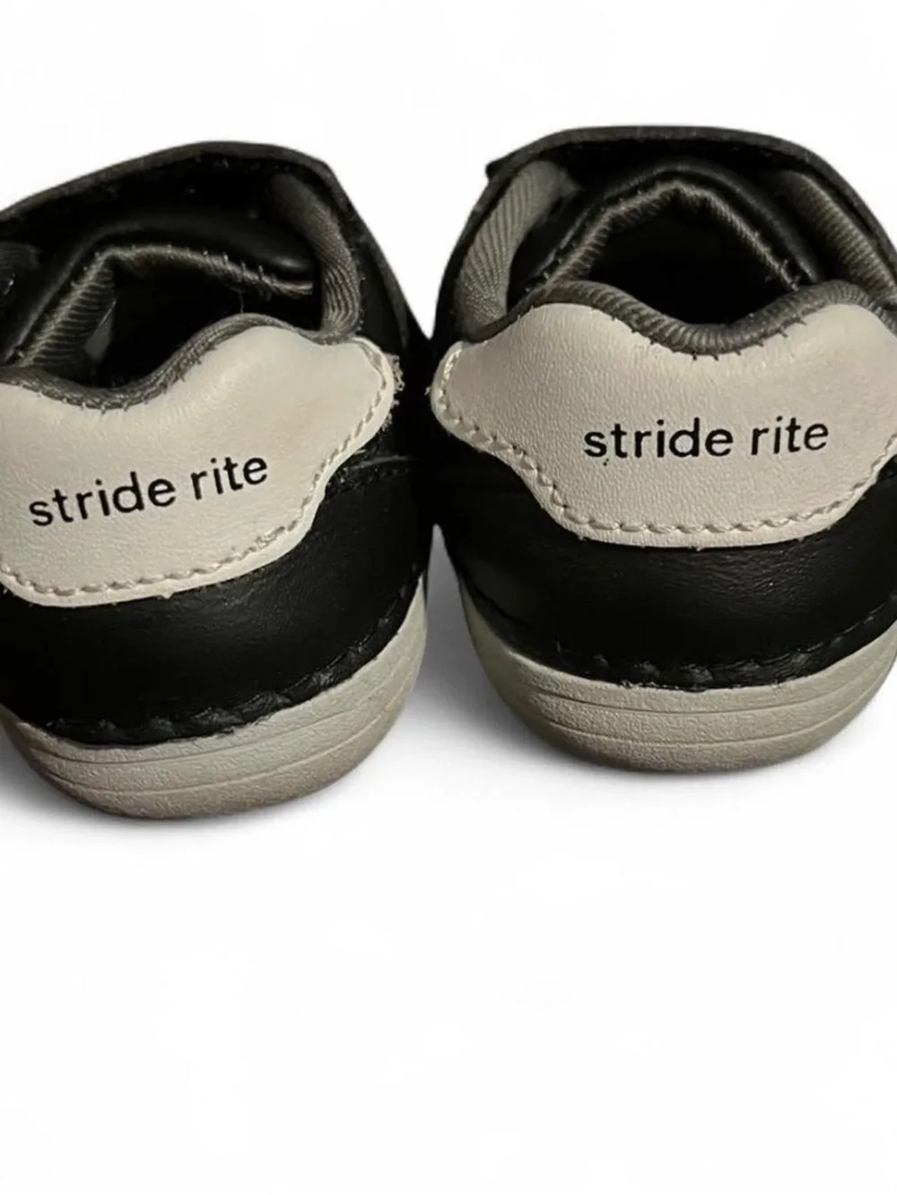 Stride Rite Baby Infant Toddler Girl Sneakers 3c wide